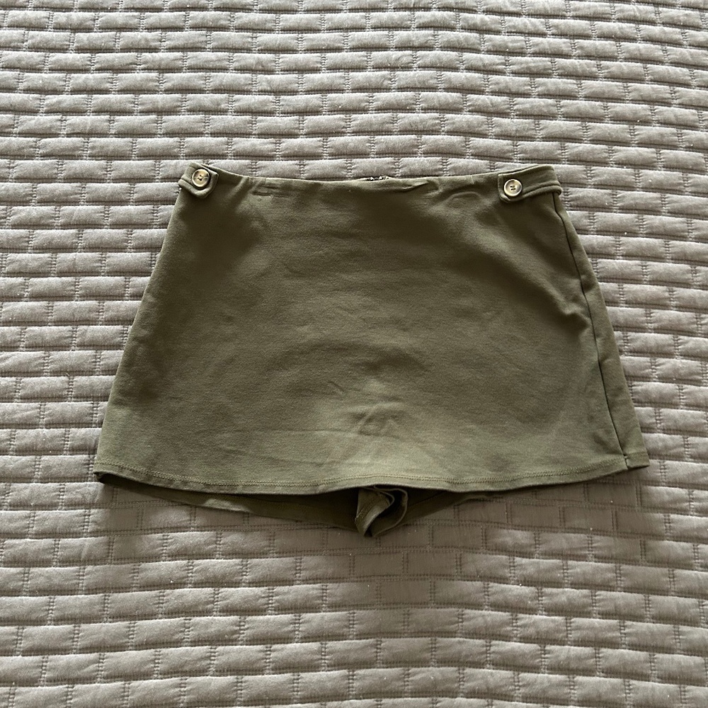 Altar'd State | Olive Green Skort- Size L